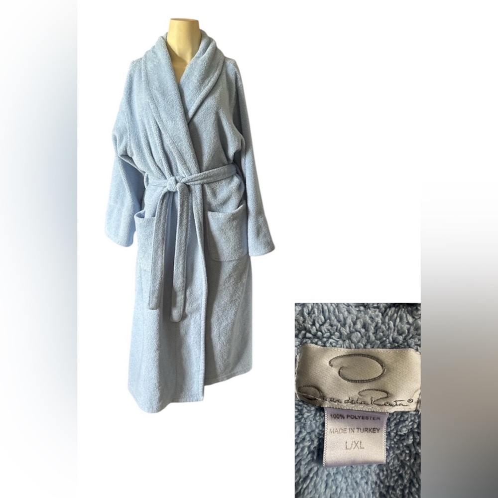 Oscar de la Renta Plush Robe Women size L/XL, baby blue color